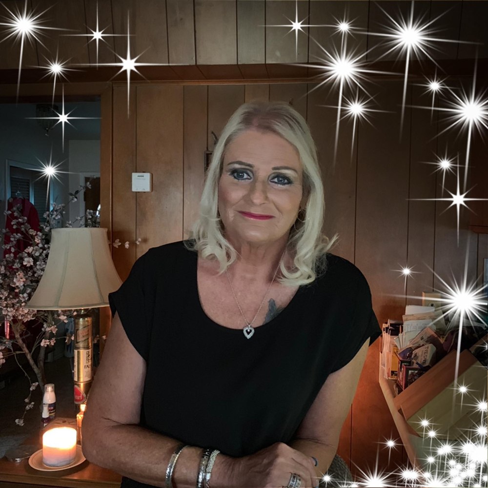 Meet your Posher, Karrie